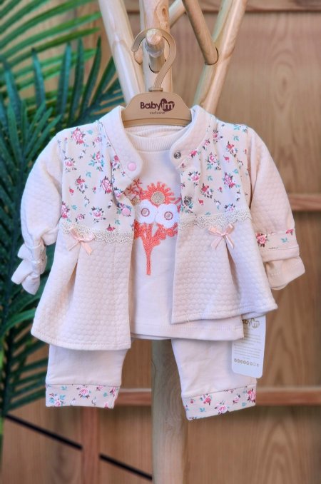 طقم أسقبال بناتي ثلاث قطع